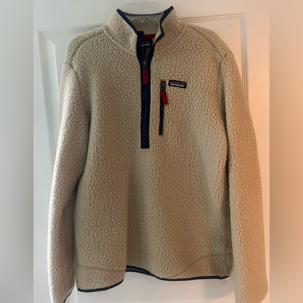 Patagonia Men's Cream Fleece Quarter Zip
